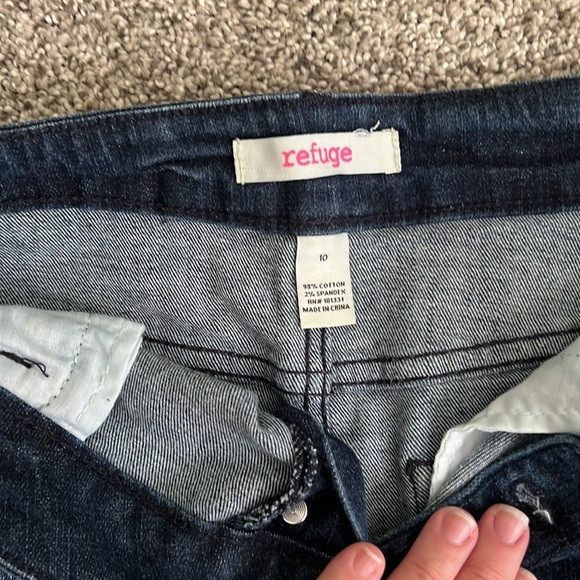 Jean shorts - Picture 2 of 3